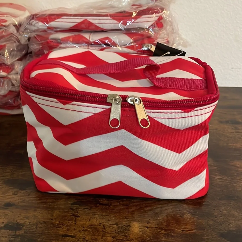 NEW‎ Red and White Chevron Cosmetic Case * CAN BE PERSONALIZED